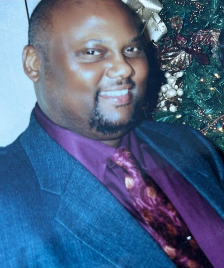 Maurice Bernard Woodson Profile Photo