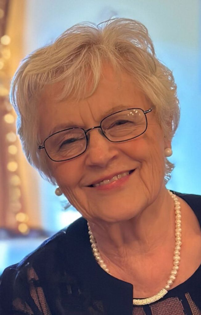 Sharon Lee (Sines)  Underwood