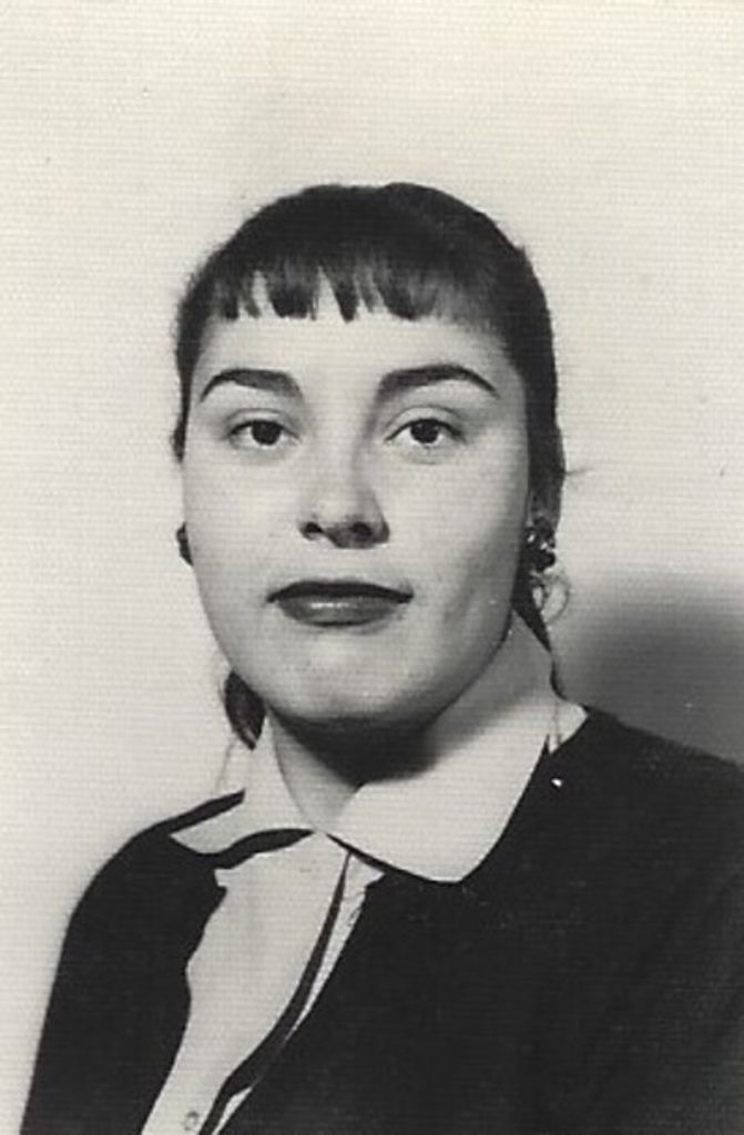 Louise Salazar Profile Photo