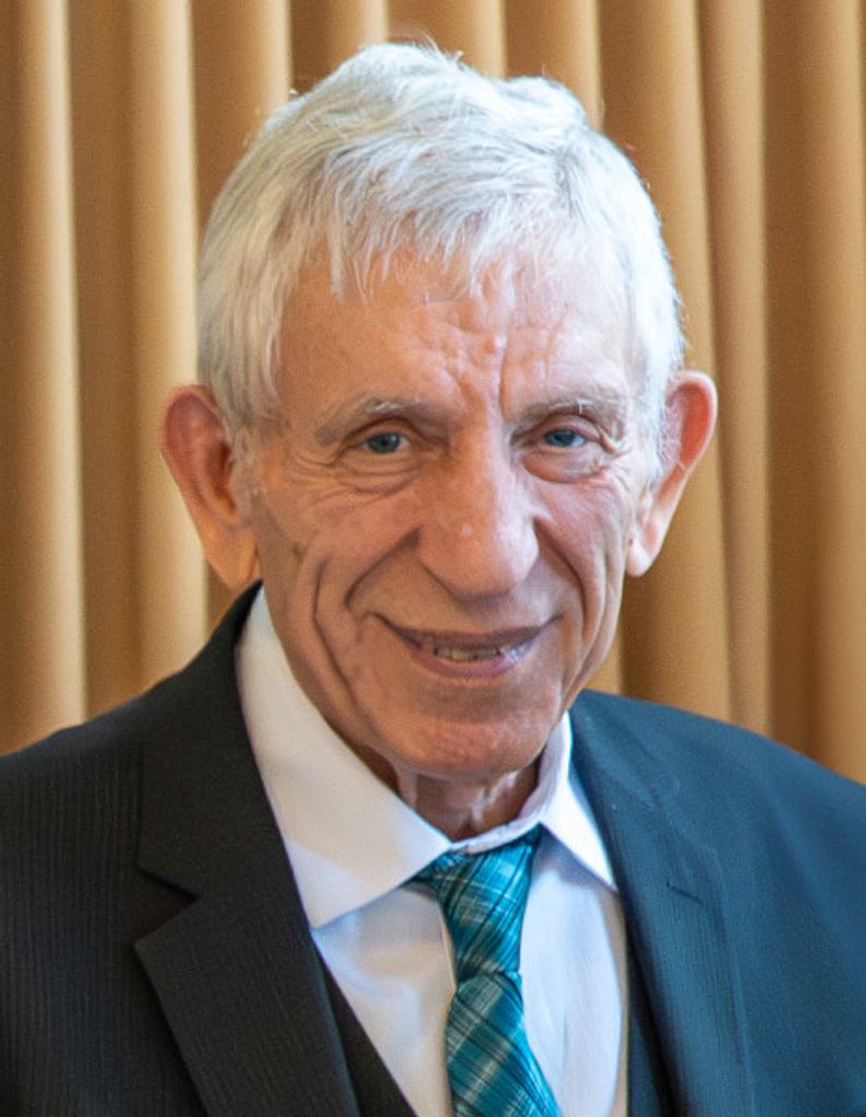 Georgios Grafakos