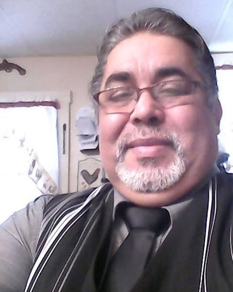 Carlos H. Gonzalez, Jr. Profile Photo