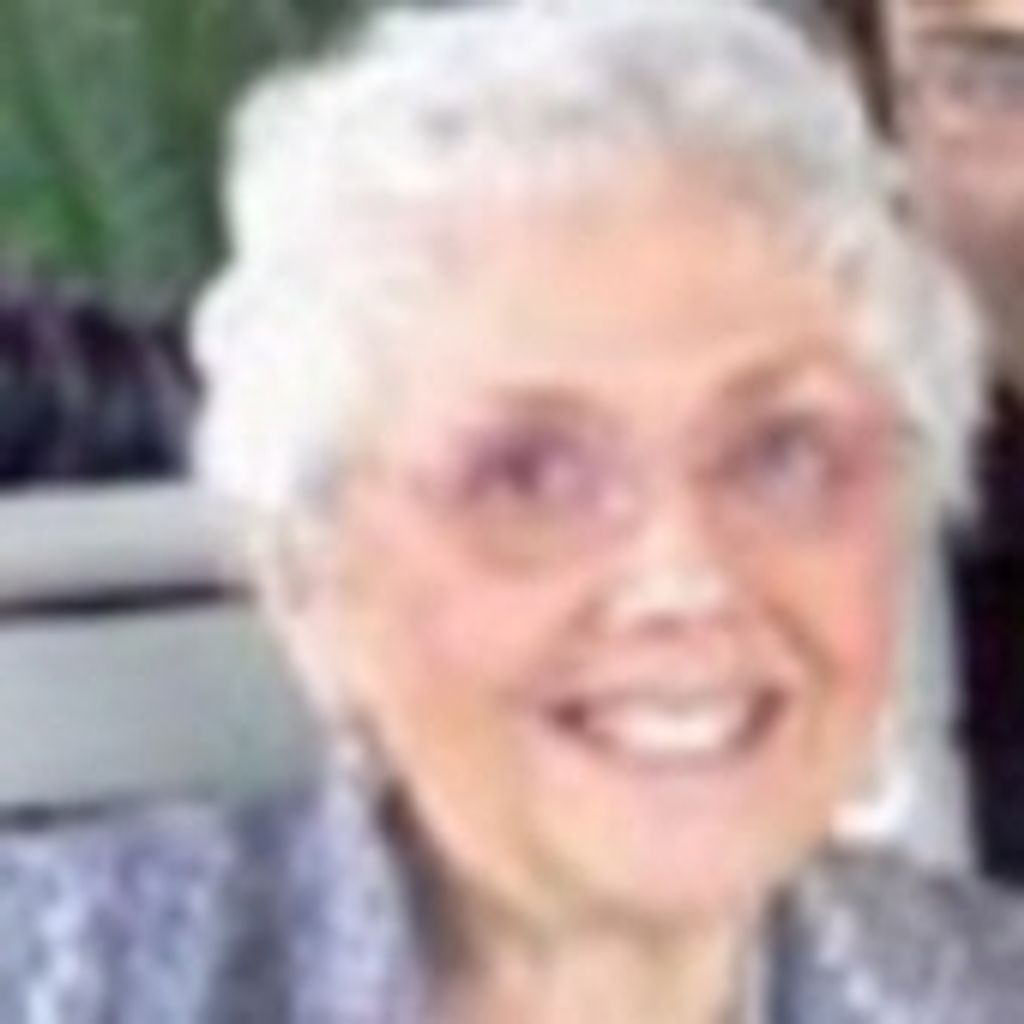Gloria Fine