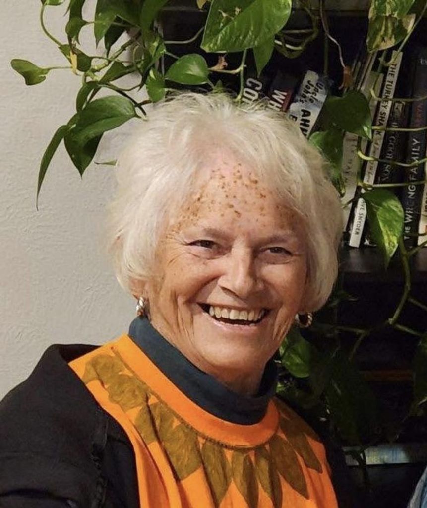 Connie Nicholas Profile Photo