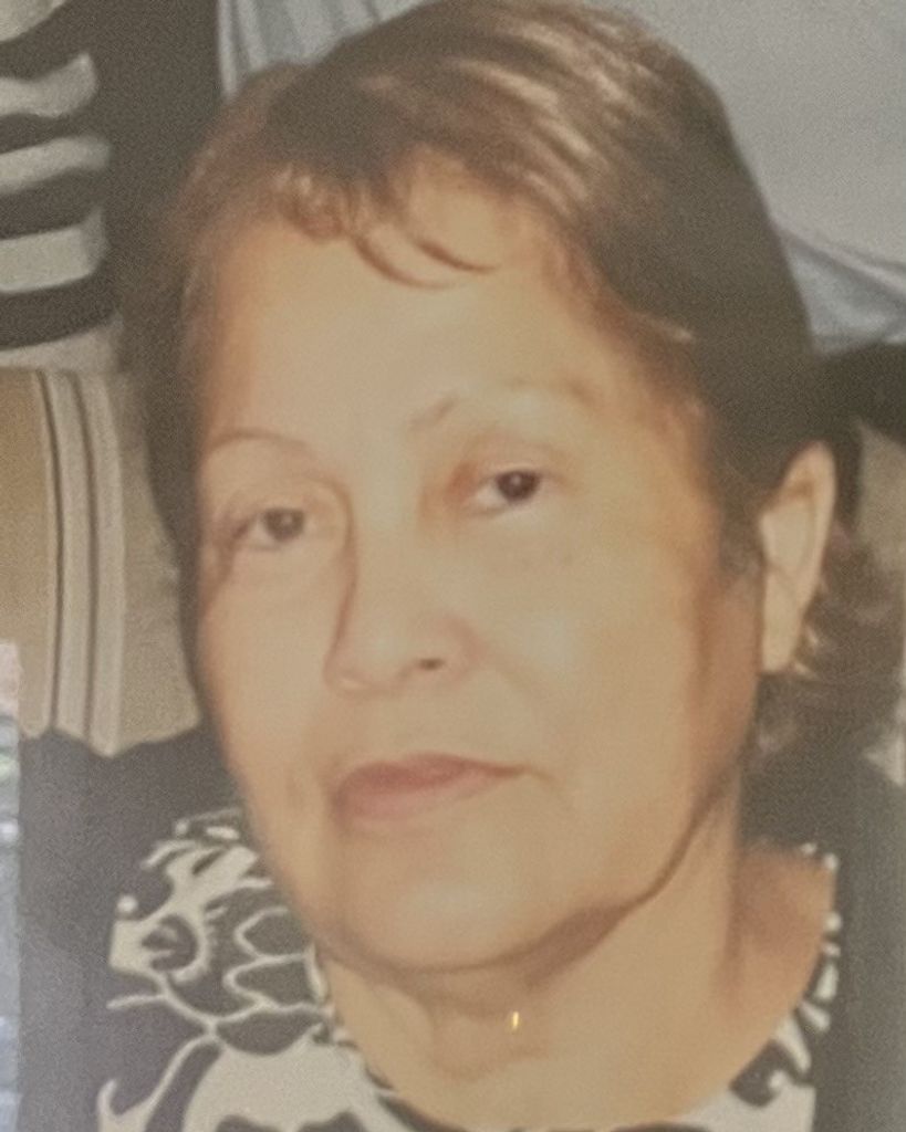 Gloria Aguiluz Profile Photo