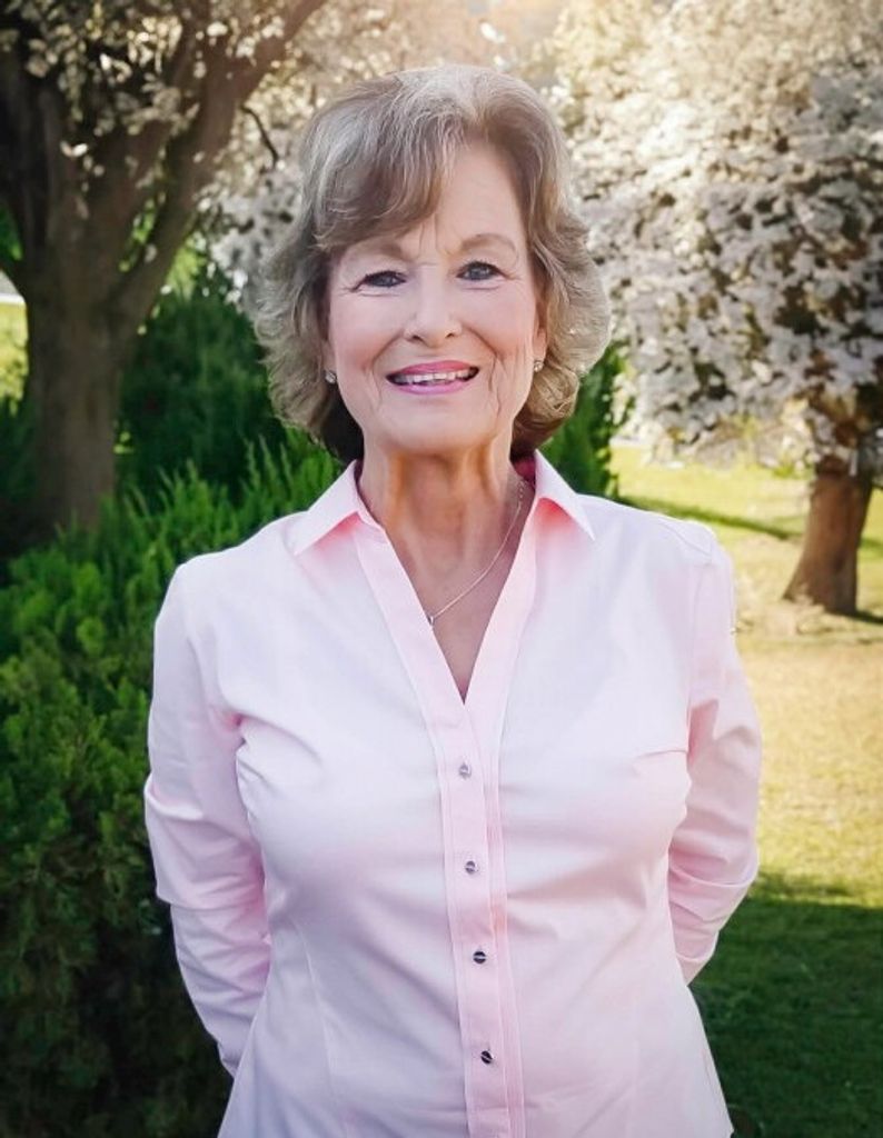Carol (Tanner)  Holloway