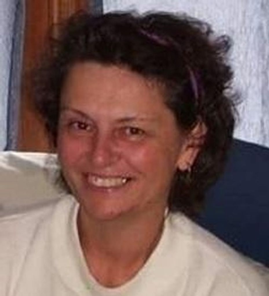 Linda Revolinski Profile Photo
