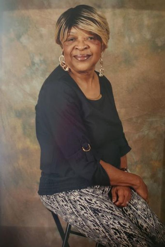 Carolyn Suzette Moore Profile Photo