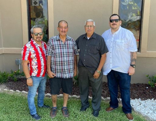 Jose Ovalle Caceres photo gallery thumbnail 38 of 67