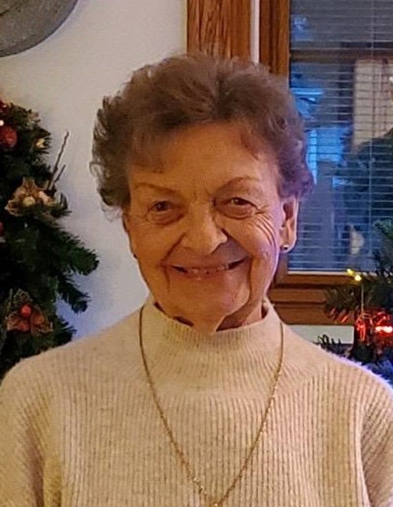 Marian Elizabeth (Jung)  Roth