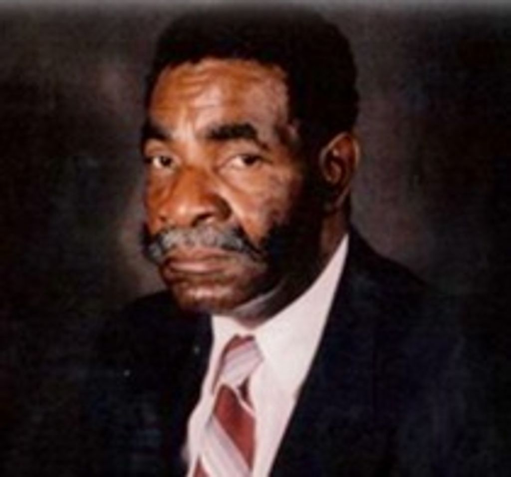 Robert "Bobbie" Winn