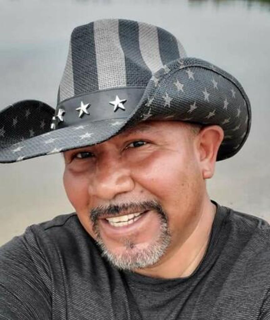 Ricky Saldivar Profile Photo