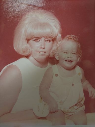 Loretta Rogers photo gallery thumbnail 9 of 126