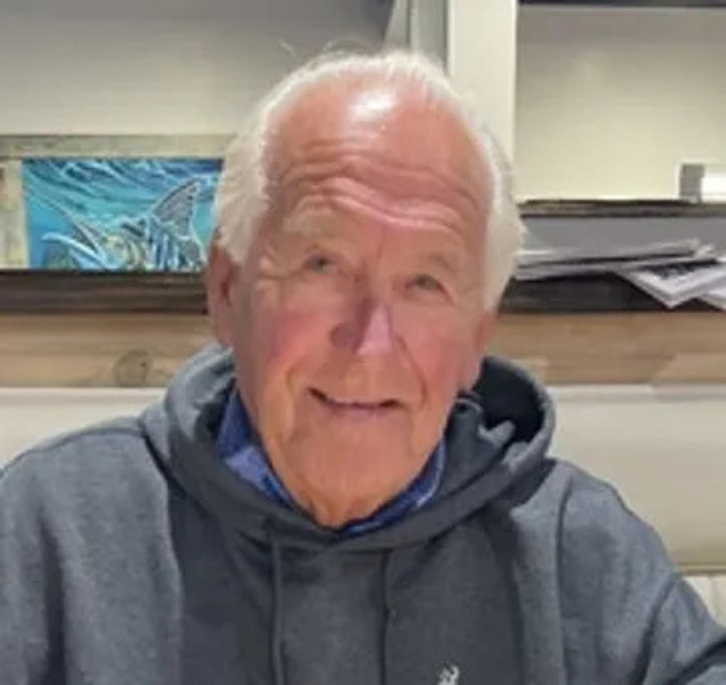 Bruce James Thibaud Profile Photo
