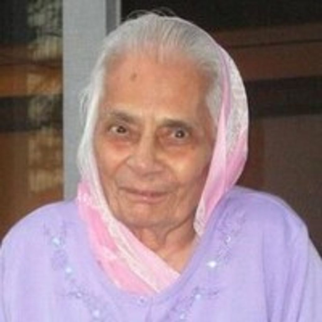 Vrajkunvar (Chotai) Thakkar