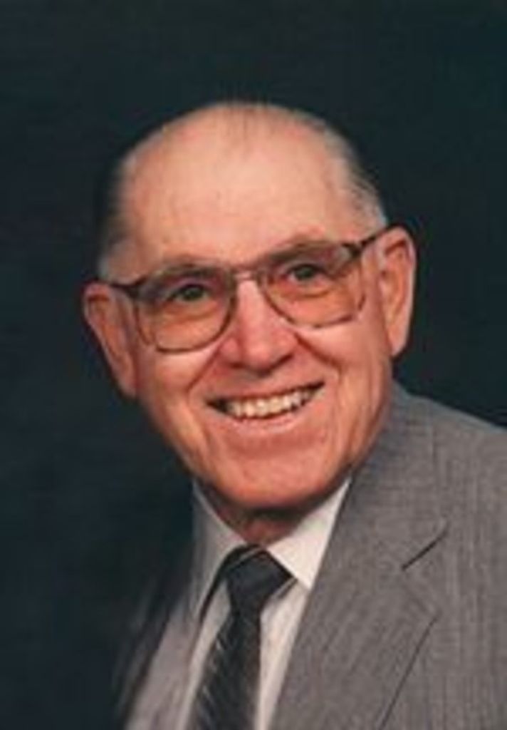 Paul E. Minium