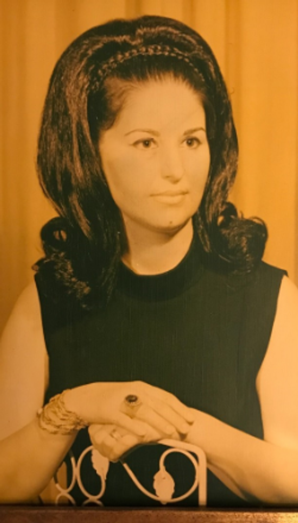 Fay Stampolis Profile Photo