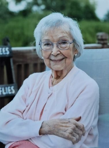 Geraldine E. (Katorski) Laconte photo gallery thumbnail 1 of 1