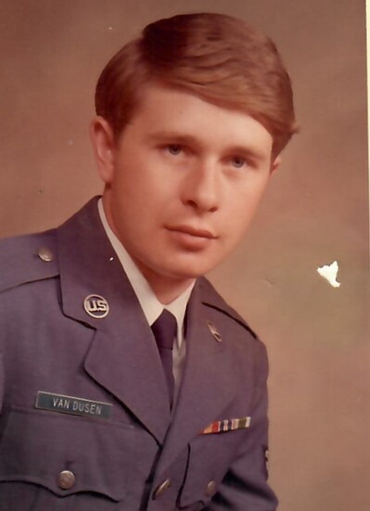 Gary Vandusen Profile Photo