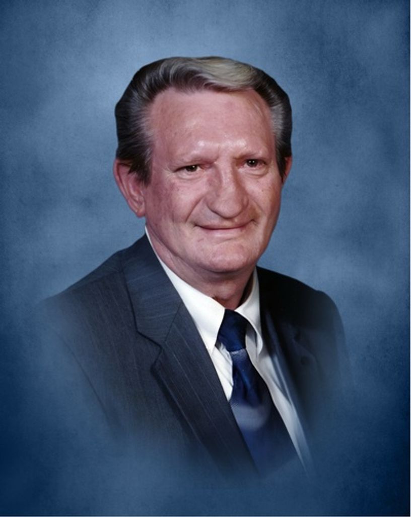 Alex Ralph Mcdowell Profile Photo