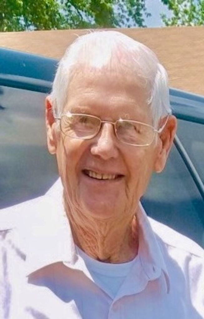 Leslie Junior Cox Profile Photo