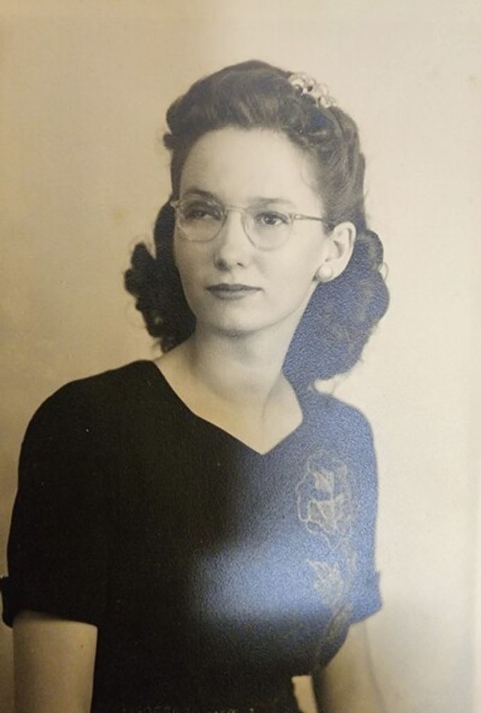 Beatrice "Bea" Hall Sirratt Profile Photo