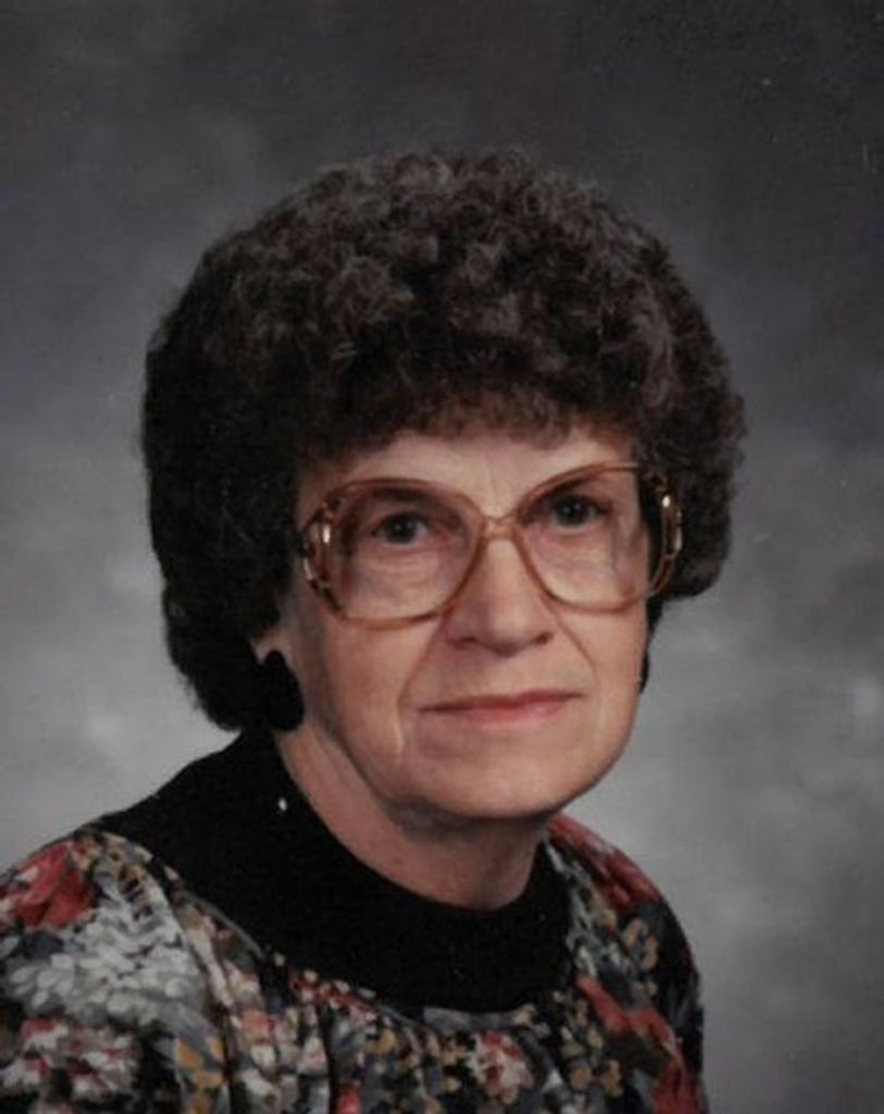 Elizabeth Selzler Profile Photo