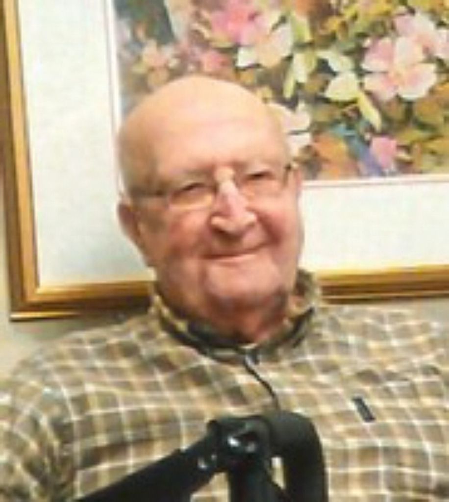 Lloyd Joseph Hoemberg