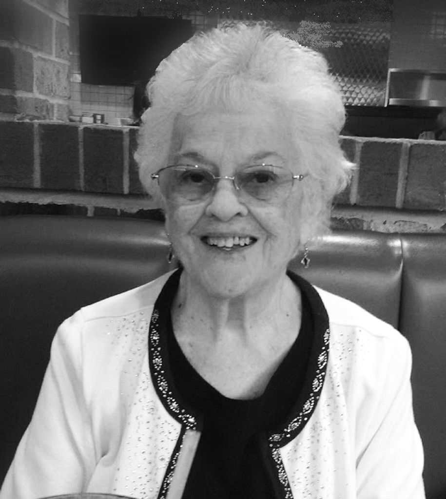Maxine "Ruth" (Tiday)  Walker
