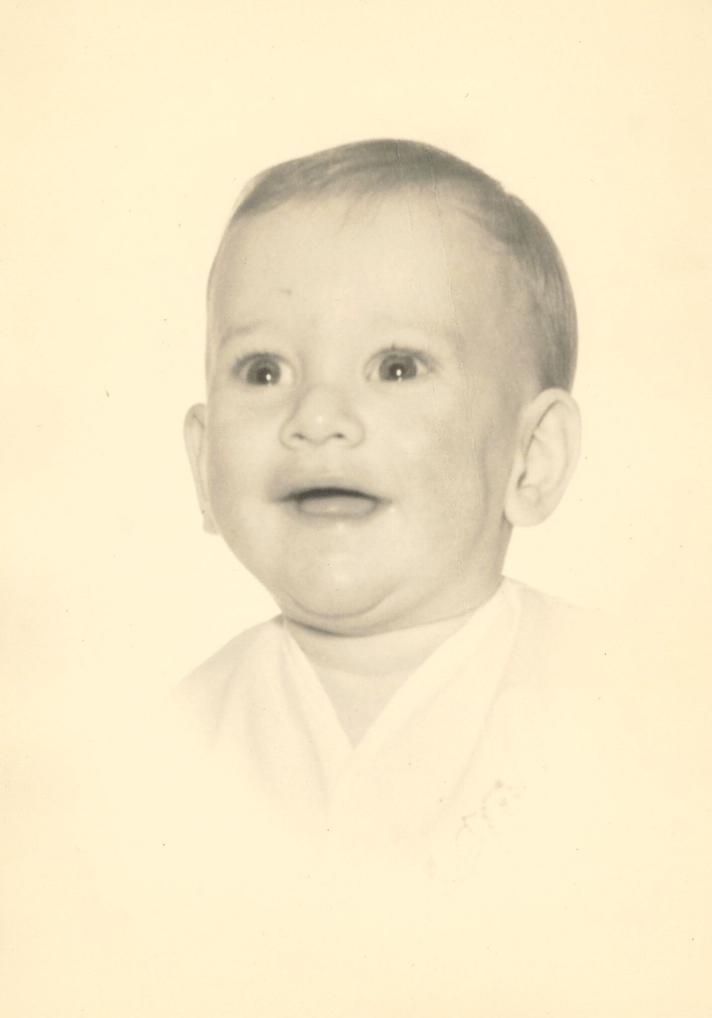 Ronald Travers photo gallery image 1 of 88