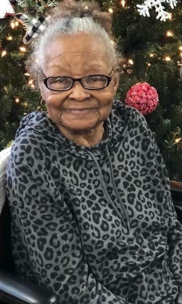 Lucille Hayes Holmes Profile Photo