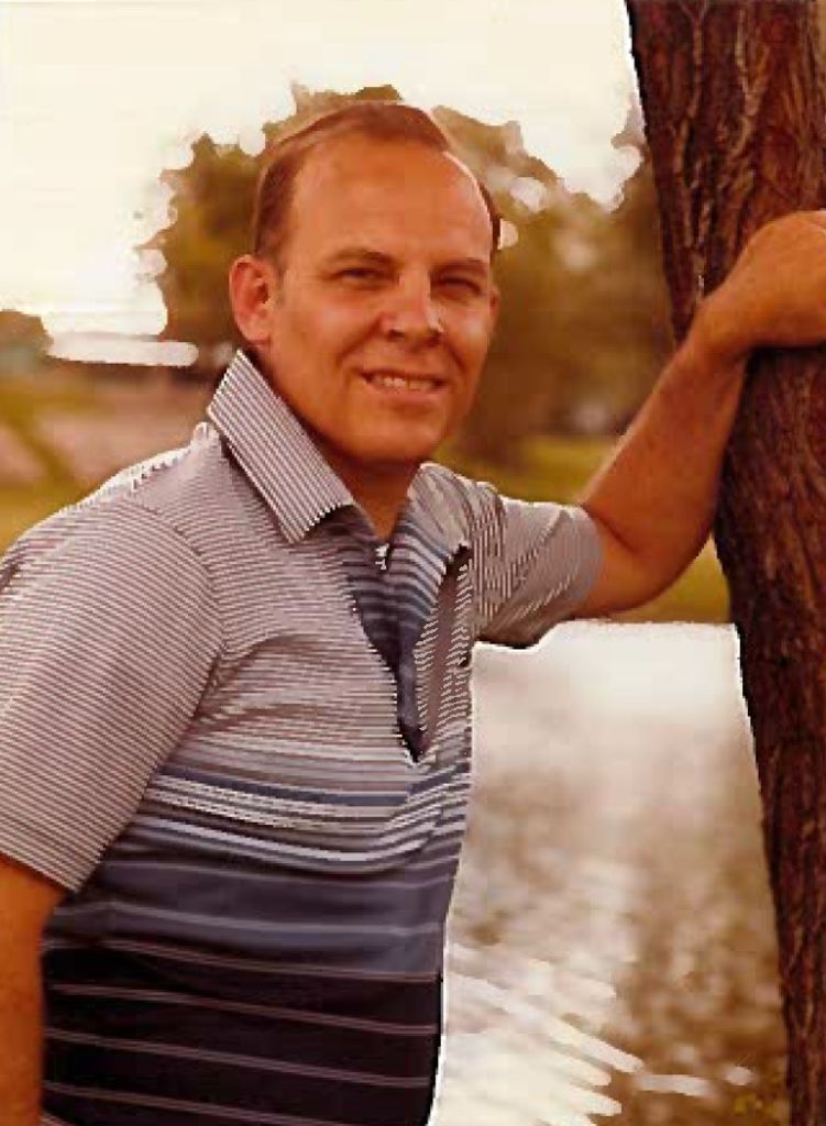 Roy  W. Applegate