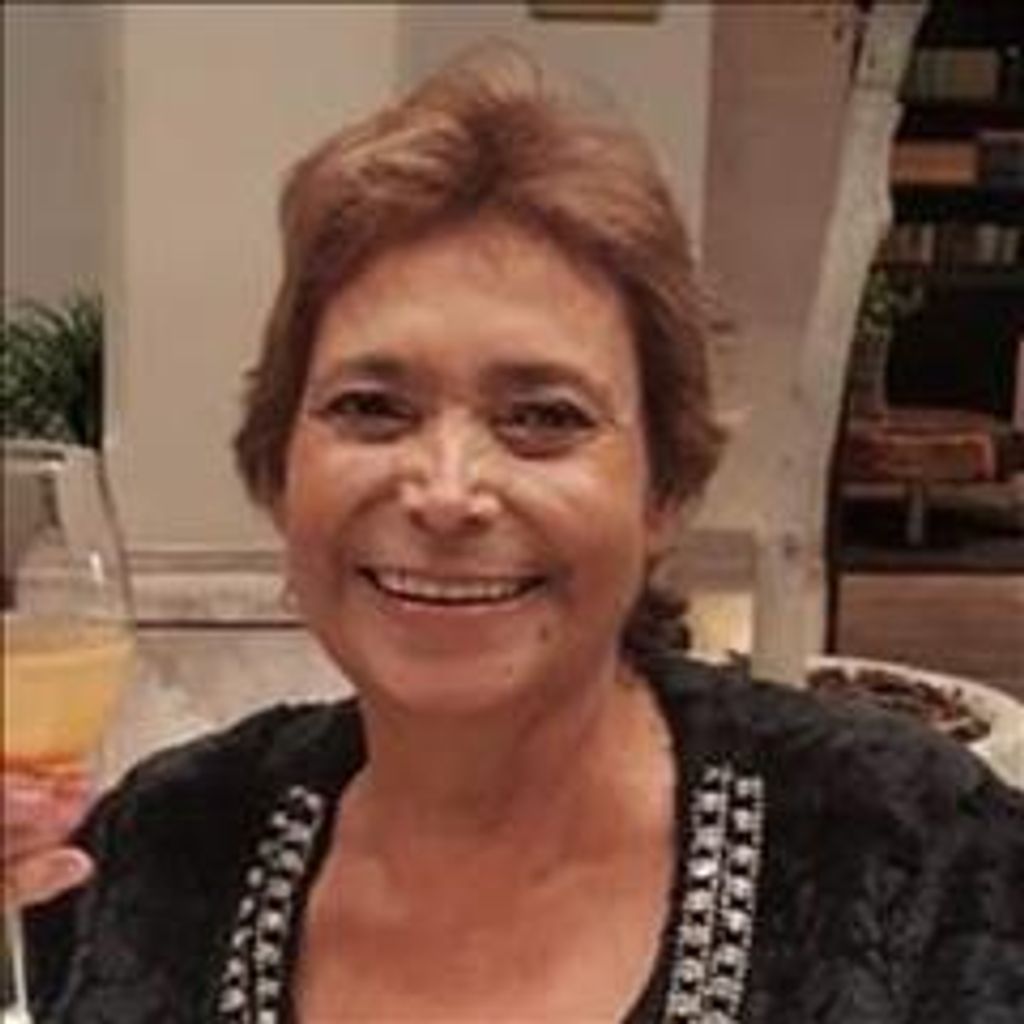 Maria De Luz Bell Profile Photo