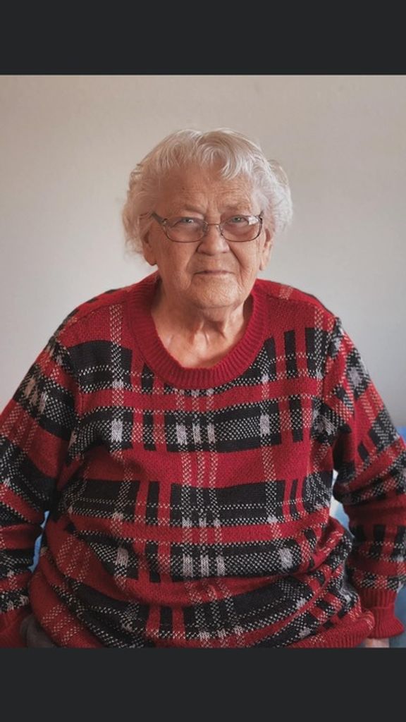 Violet Schock Profile Photo