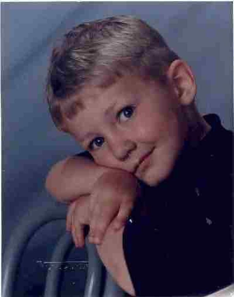 Brady D Dove