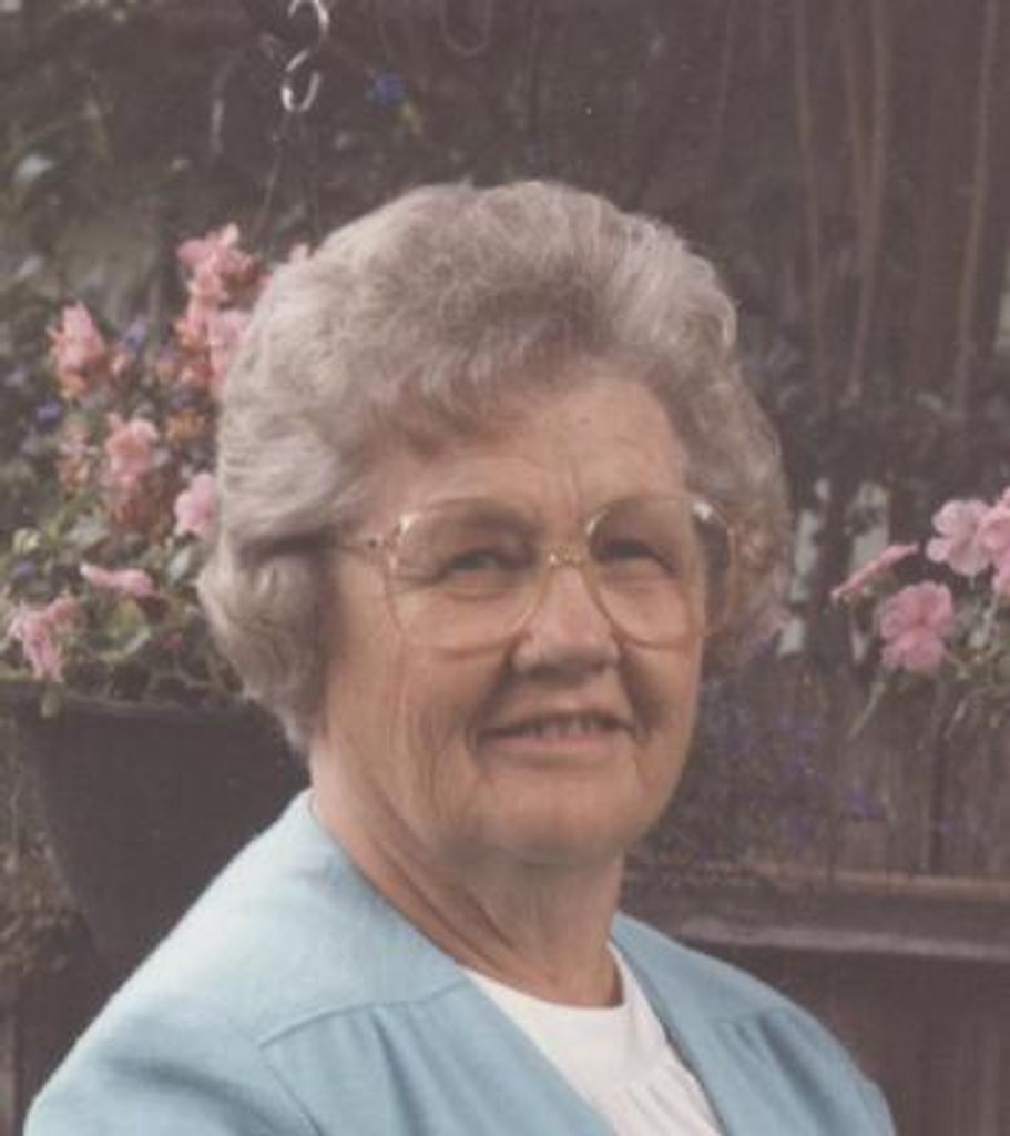 Martinelli, Dolores Lorene