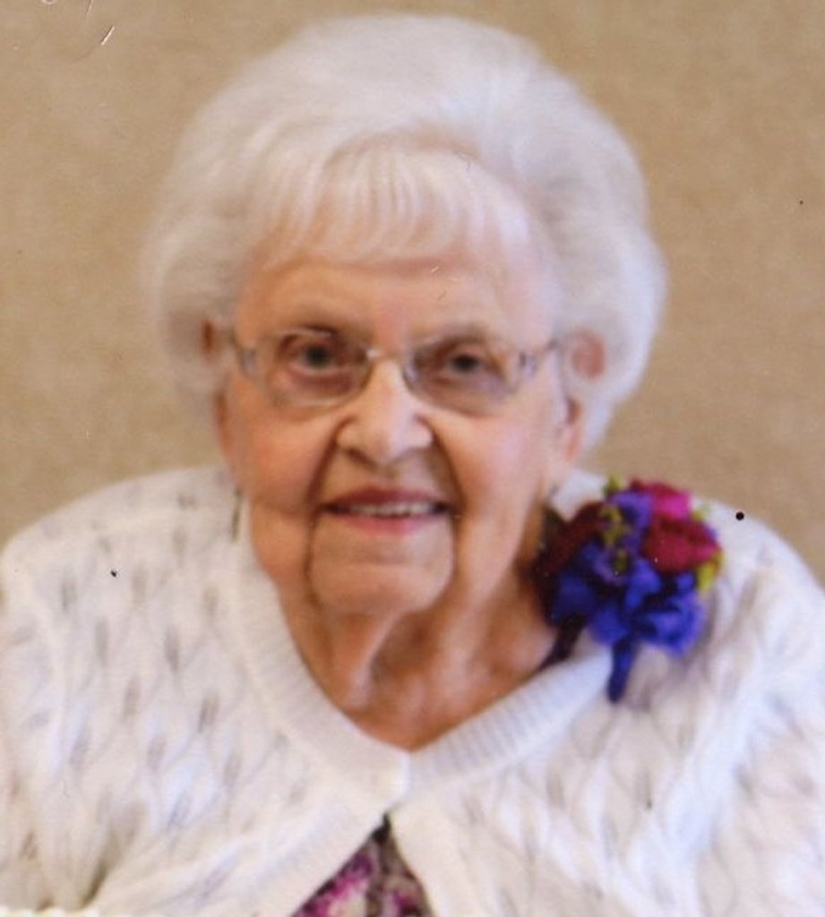 Lillian Byzewski Profile Photo