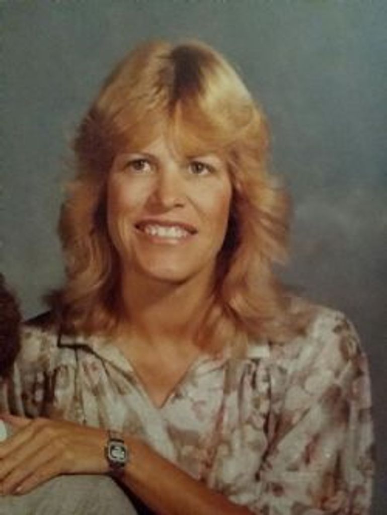 Alta  Janiece Hawthorne
