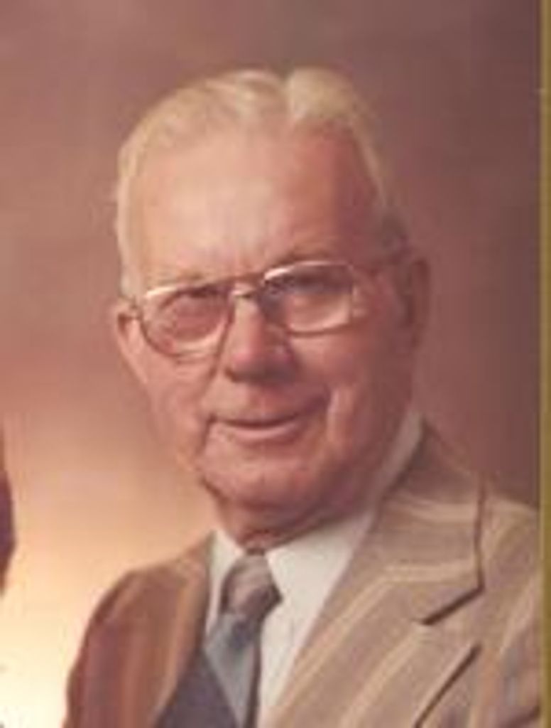 Clyde Roger Fowler