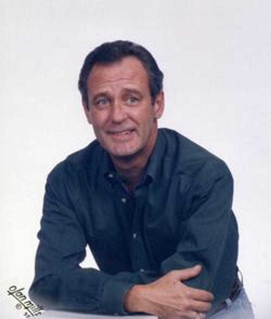 Russell Vaughn Holland Profile Photo