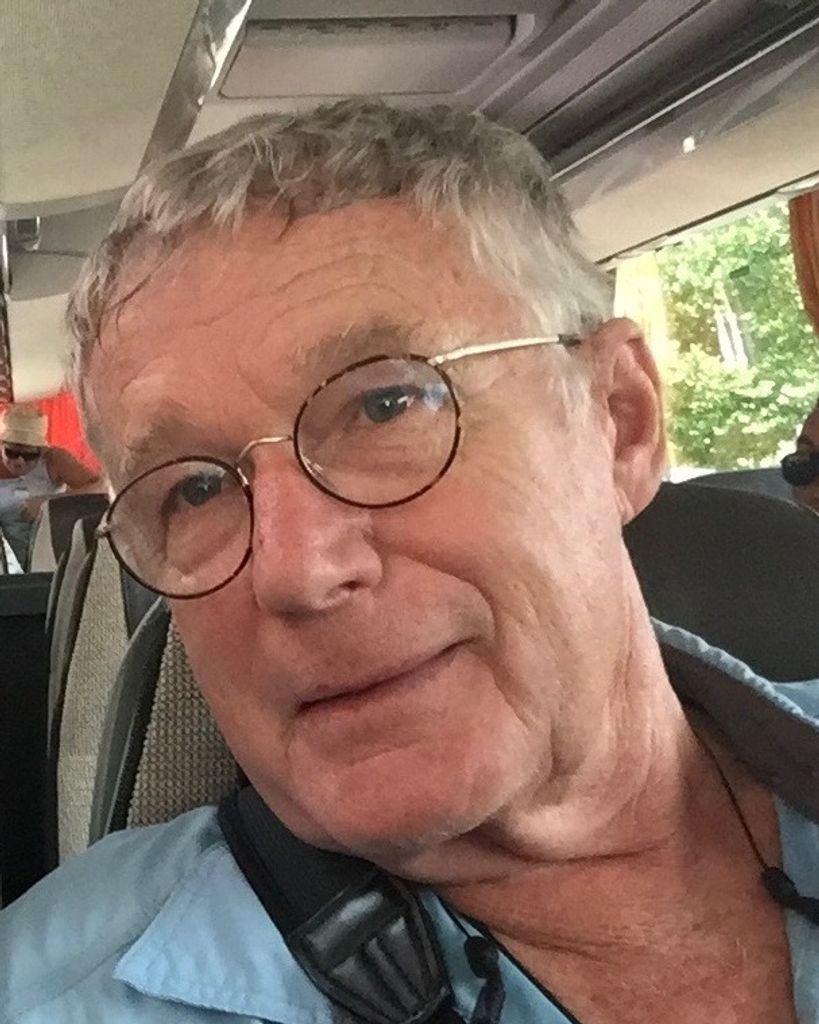 Dr. Robert "Bob" Scarlett Profile Photo