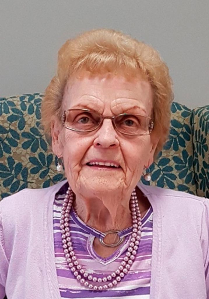 Helga Eurydice Johnston-Meakins Profile Photo