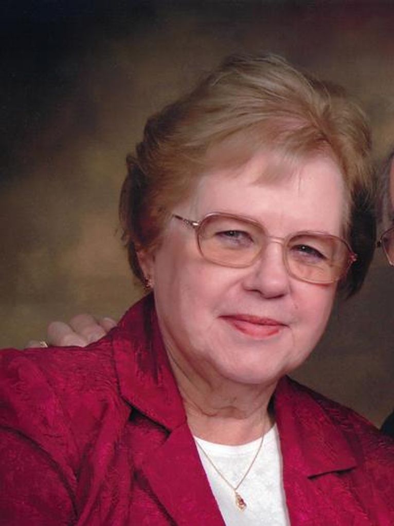 Karen "Kay" (Mcartor) Russell