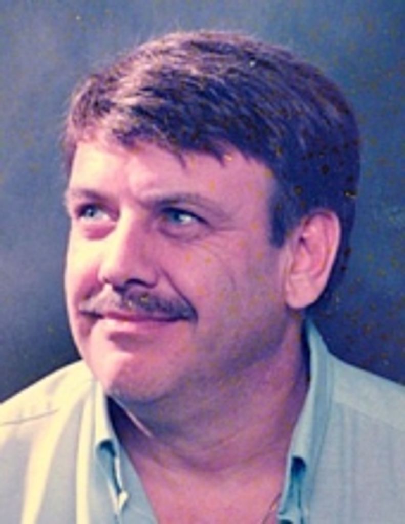 Steven D Martin