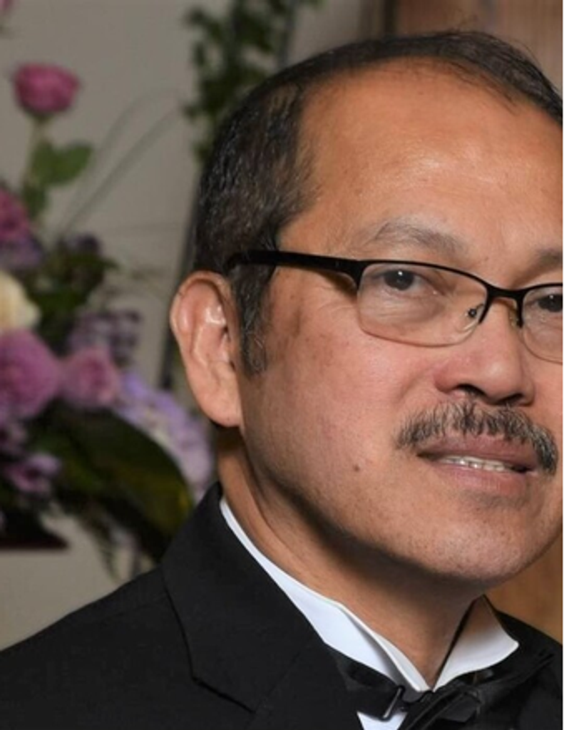Robert Erong Osia