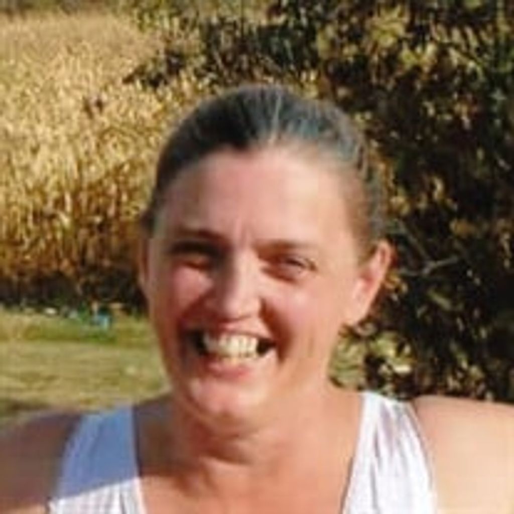 Evelyn L. Overholts "Lou"