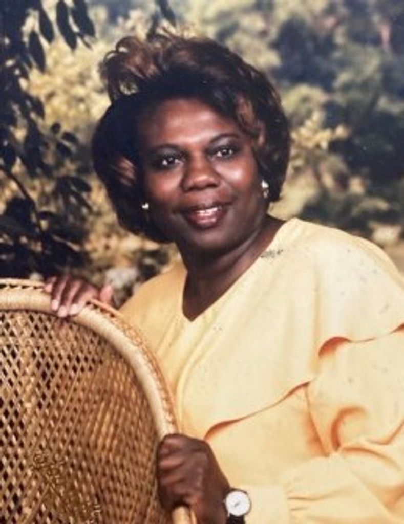 MINNIE CARROLL