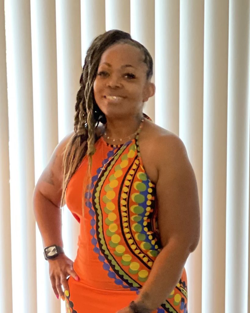 Ms. Anita Curry