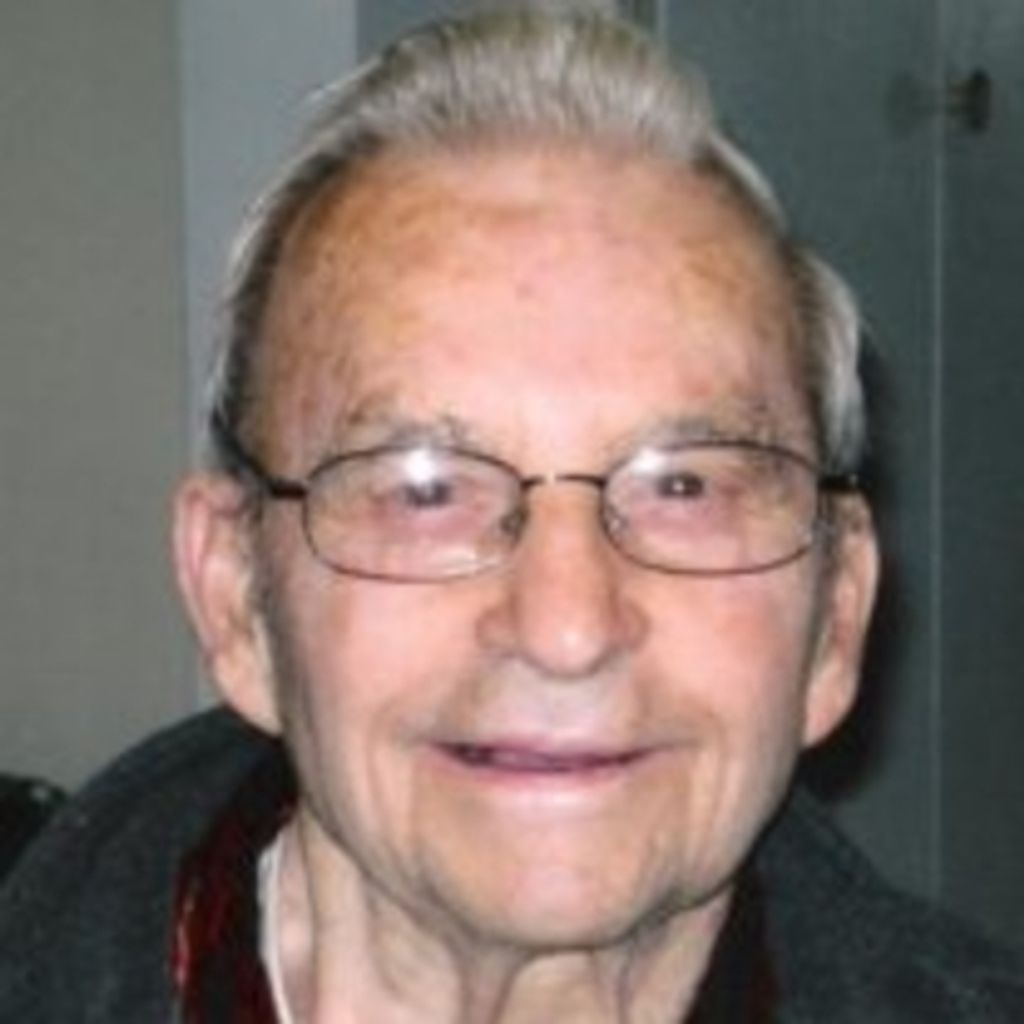 Mr Robert Vernon Wilcox Profile Photo