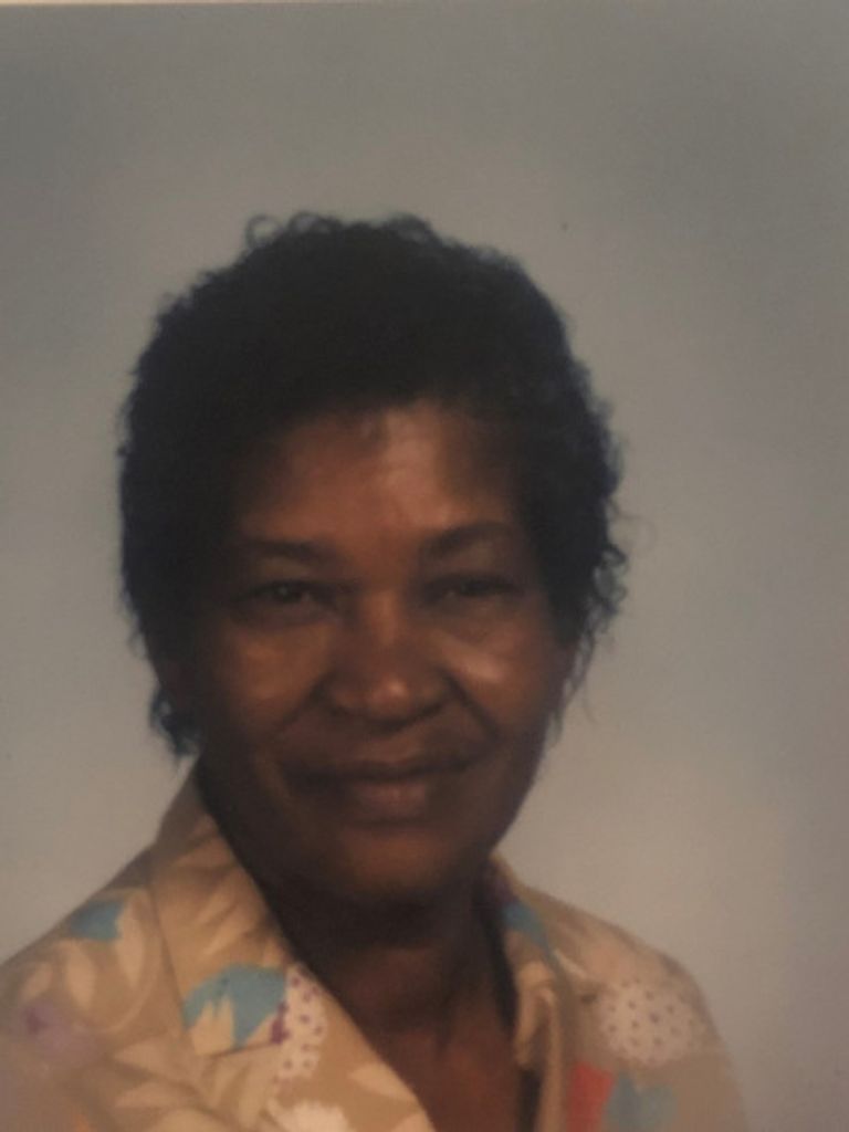 Mrs. Carolyn Edwards Carter Profile Photo