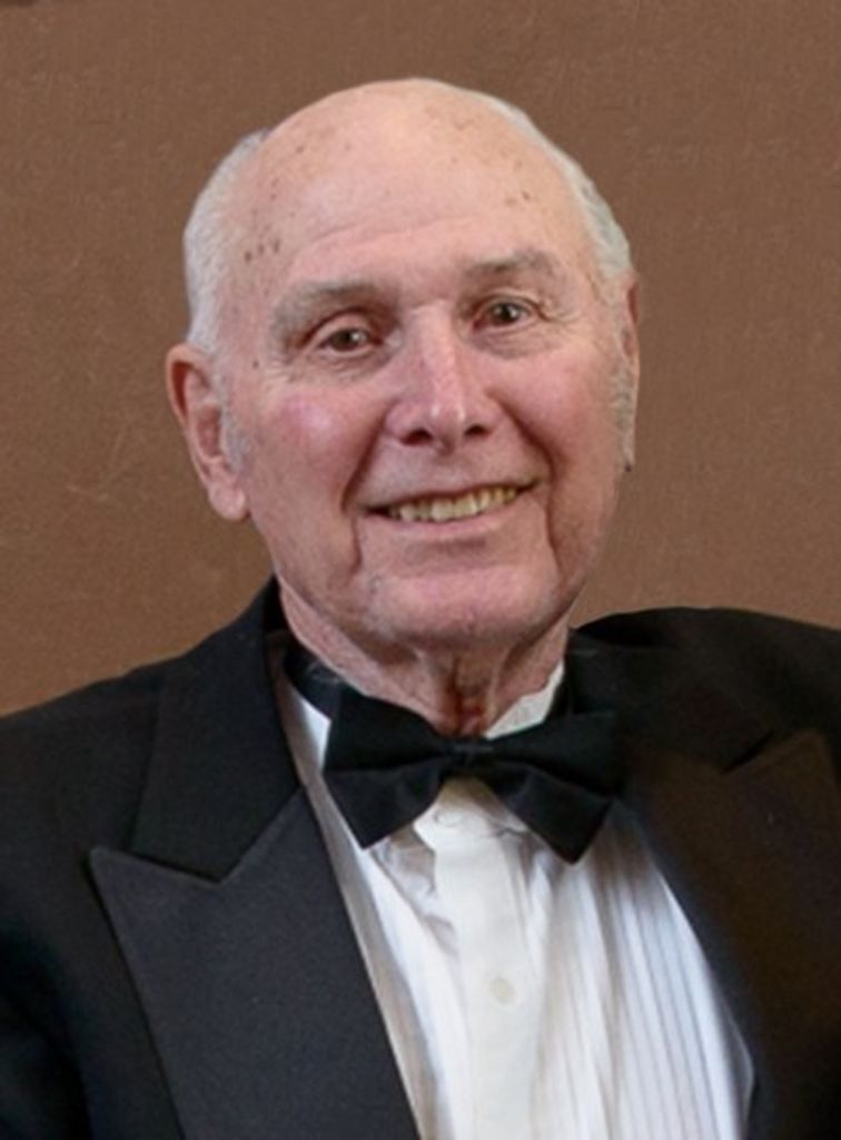 Thomas Neil Riddle Profile Photo
